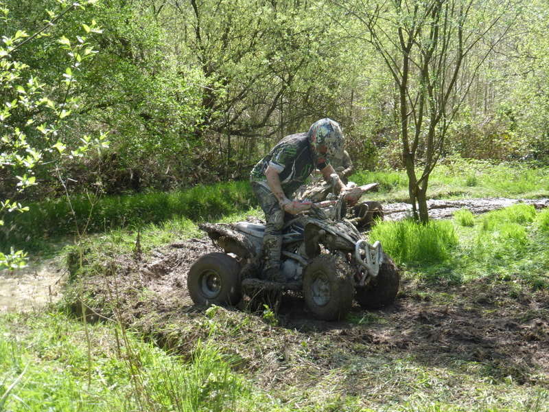 Location du terrain aux quads P1000113