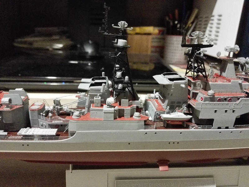 Trumpeter Russian Navy Udaloy a 1/350 Img_2119