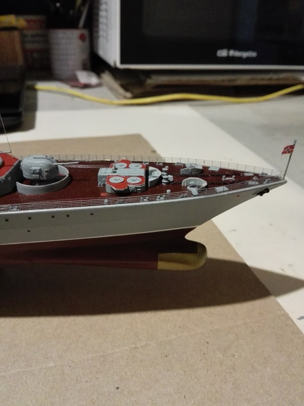 Trumpeter Russian Navy Udaloy a 1/350 Img_2137