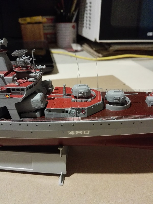 Trumpeter Russian Navy Udaloy a 1/350 Img_2138