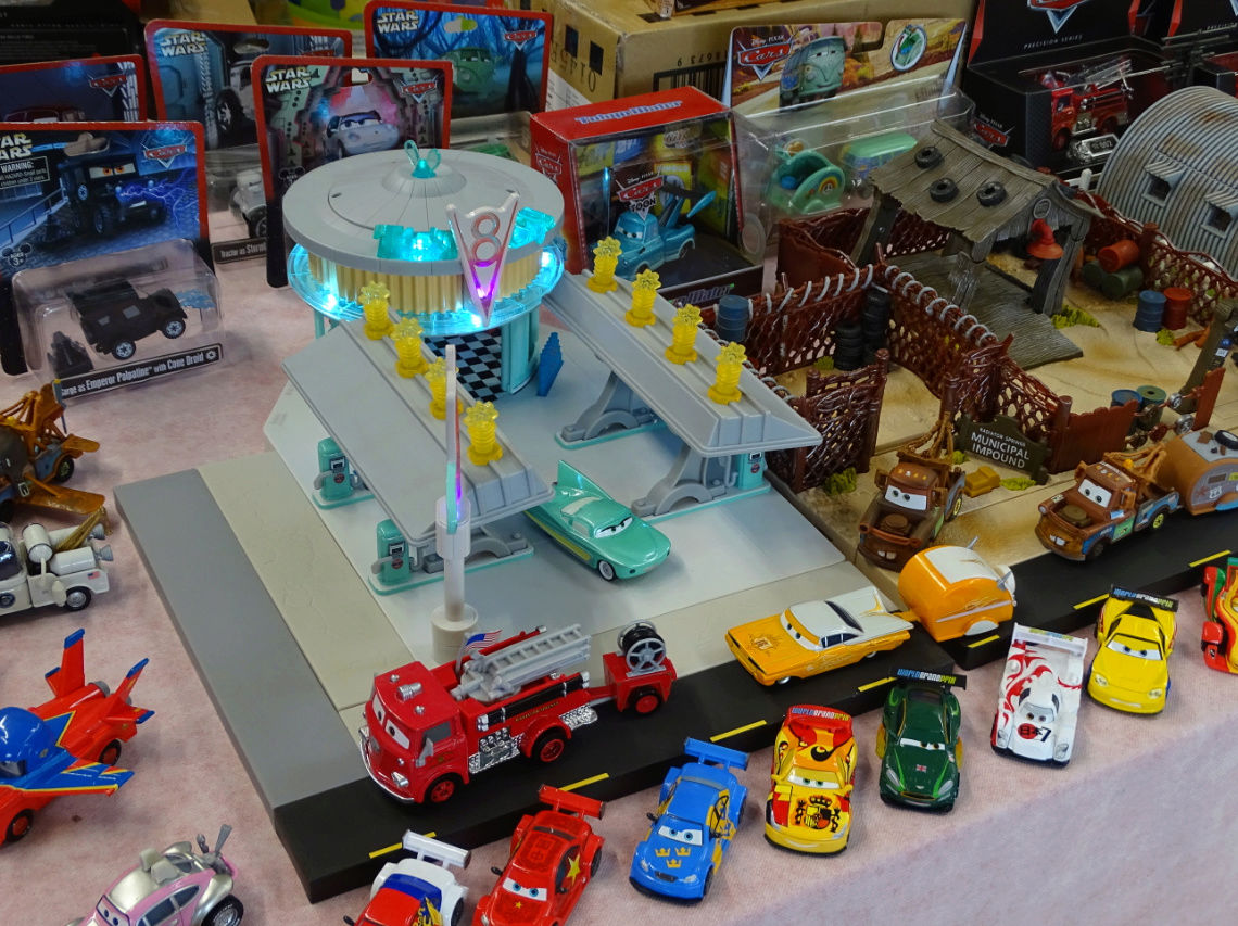 Exposition Cars Toys R Us - Page 2 Ph3010