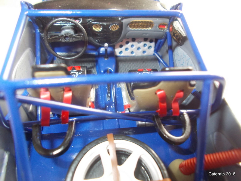 [FUJIMI CB.COM] RENAULT MEGANE 2 litres transformer en MEGANE Maxi Kit Car Réf 12529 Interi16