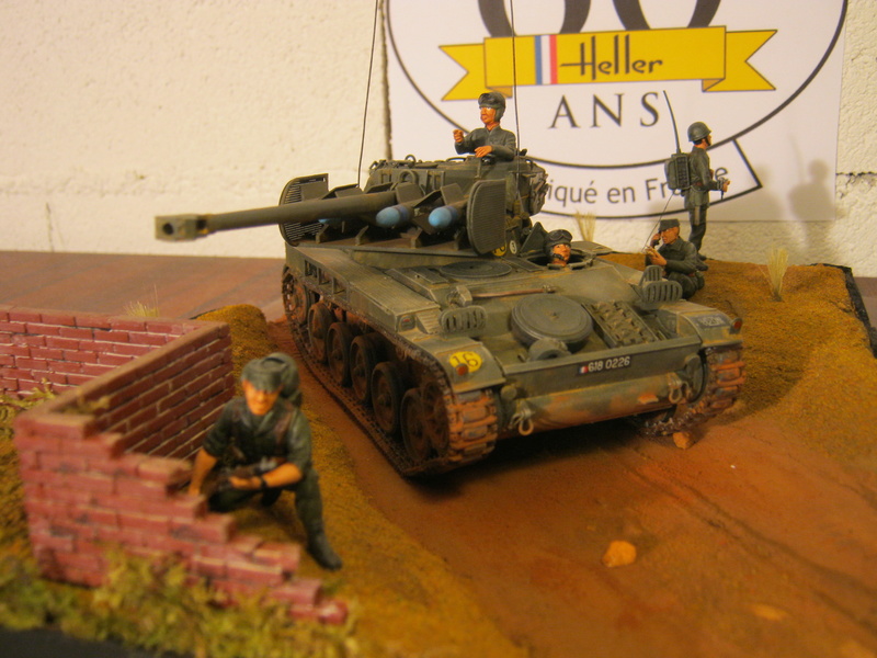 AMX 13 SS 11 1/35 (photos finales) Img_5333
