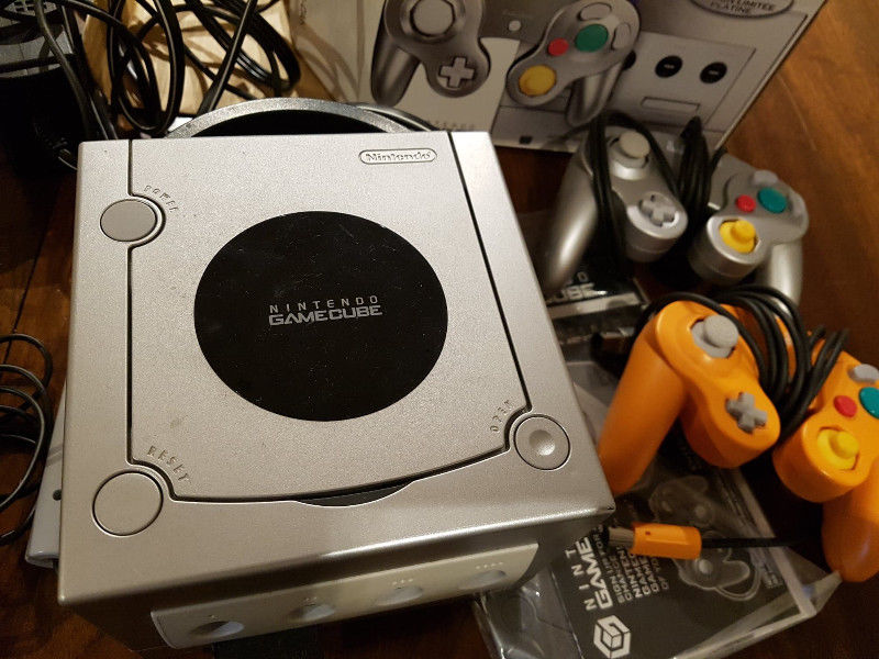 (EST) Nintendo Gamecube Gamecu10