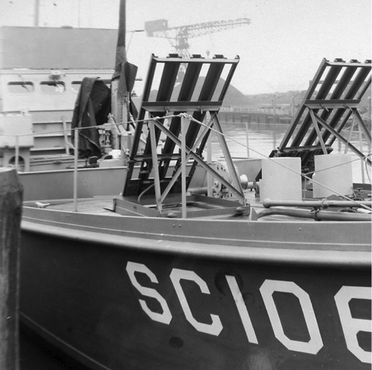 Chasseur de sous-marins CH123 au 1/50 selon plans AAMM - Page 4 Chande11