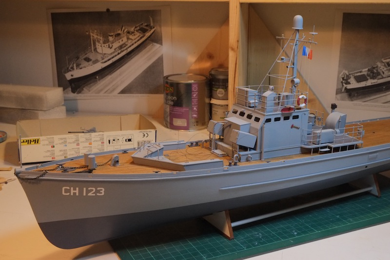 Chasseur de sous-marins CH123 au 1/50 selon plans AAMM - Page 3 Dscf4266