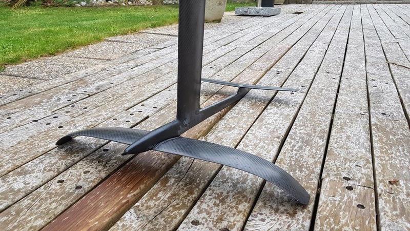 (vendu) foil taaroa sword 2 + housse 600 euros  20180515