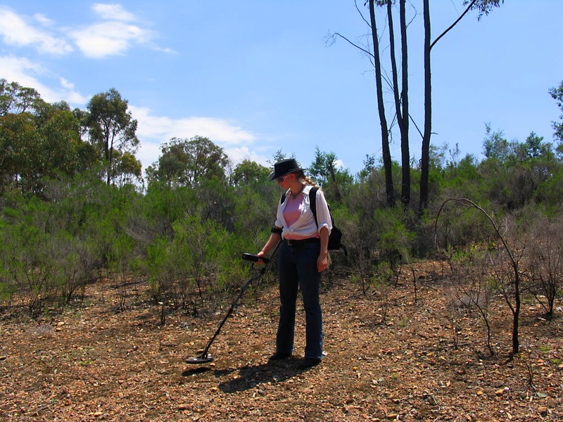 Hey has anyone found gold with a  Minelab X-Terra 705 Gold/Relic Metal Detector Img_8411