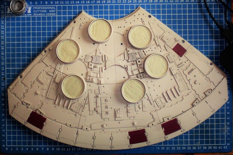 Fertig - Der Millenium Falcon, ca. 1/46, de Agostini,von oluengen359 - Seite 4 Cimg5149