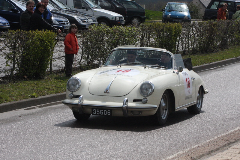 DES PORSCHE SINON RIEN - Page 3 Img_0810