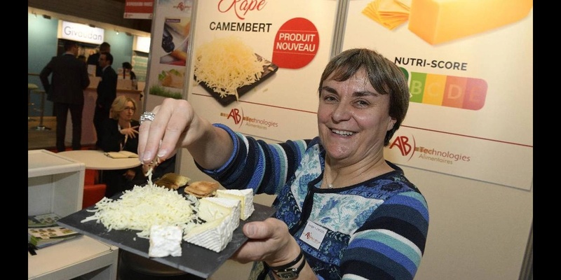  Les Bretons ont inventé le camembert… râpé ! Sans1015