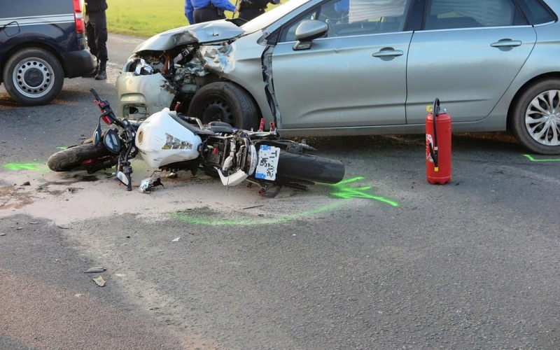 Gremevillers : une motarde de 21 ans perd la vie 75006910