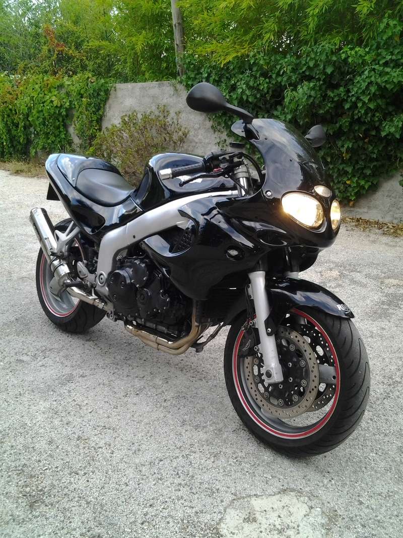 Questions sur triumph 955 RS 20140710