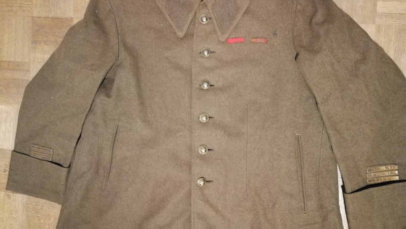 Un manteau de capitaine d'infanterie finalement Img_2244