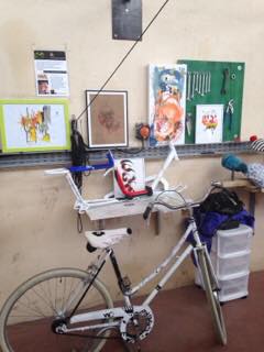 une galerie de vélos d'artistes Lili_110