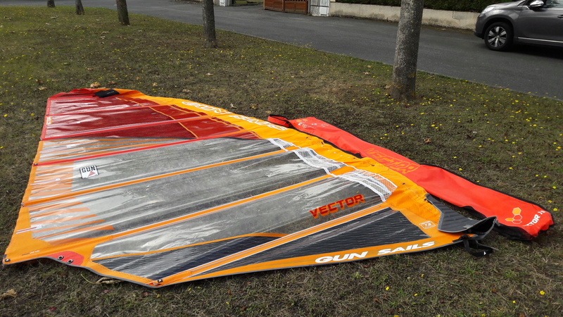 Voile gunsails Vector 7,8 de 2017 TBE 250€  VENDUE Gun_sa11