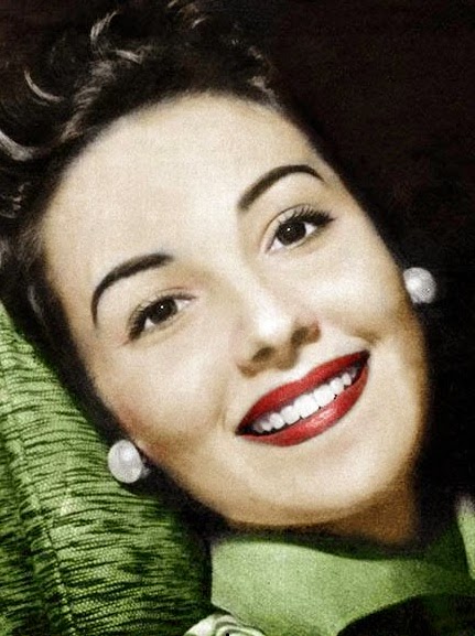 emilia correa lima, top 15 de miss universe 1955. 15996011