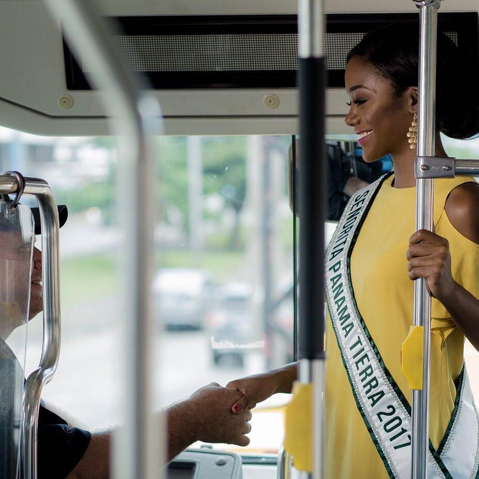 erika parker, miss earth panama 2017. - Página 4 21480110