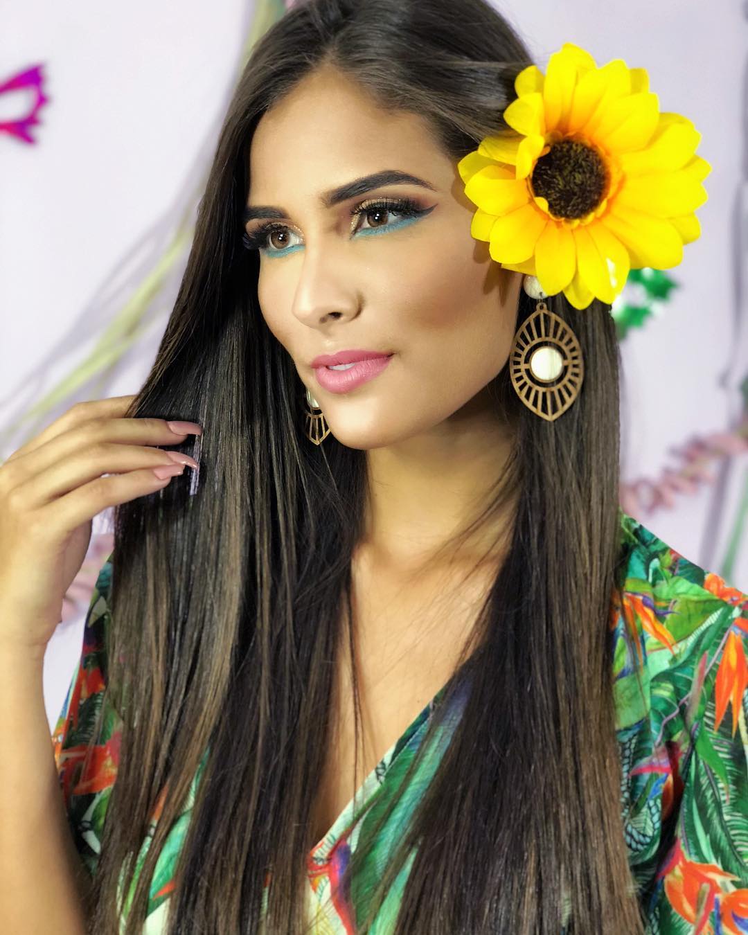 daniela carneiro, miss fortaleza universo 2018. - Página 2 26428010