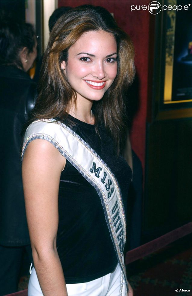 denise quinones, miss universe 2001. - Página 4 637ful11