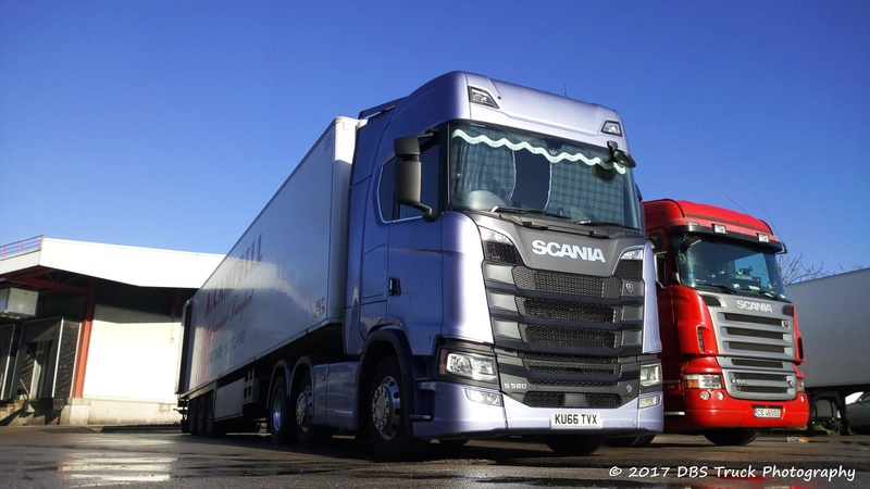 Scania série S (2016- ...) - Page 3 Img_2583