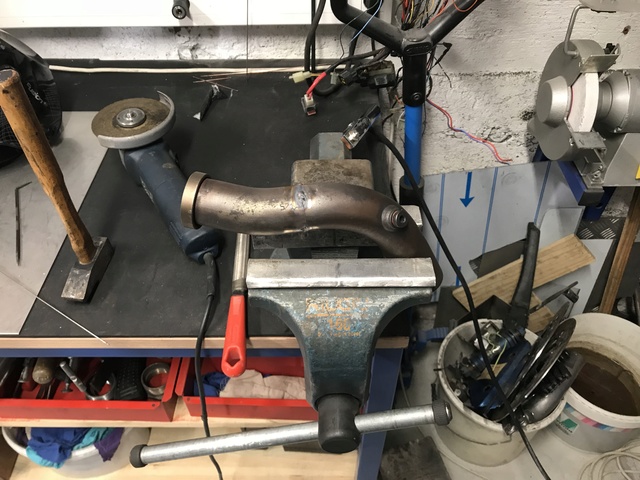 Projet ST2 / Café Racer - Page 6 Img_2516