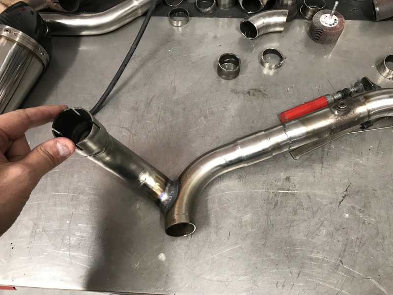 Projet ST2 / Café Racer - Page 6 Img_2723