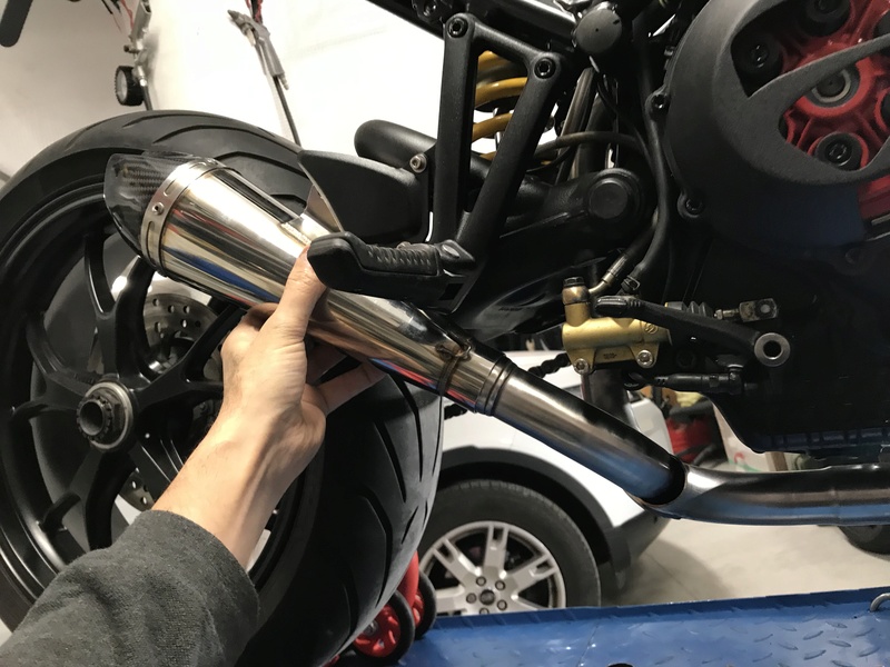 Projet ST2 / Café Racer - Page 6 Img_2732