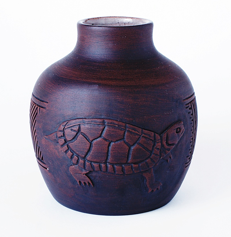 Pottery Vase - Turtle Motto. Dsc03524