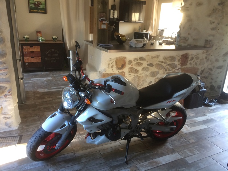 Vous rouler aussi à moto ... Montrez nous vos belles Img_4810