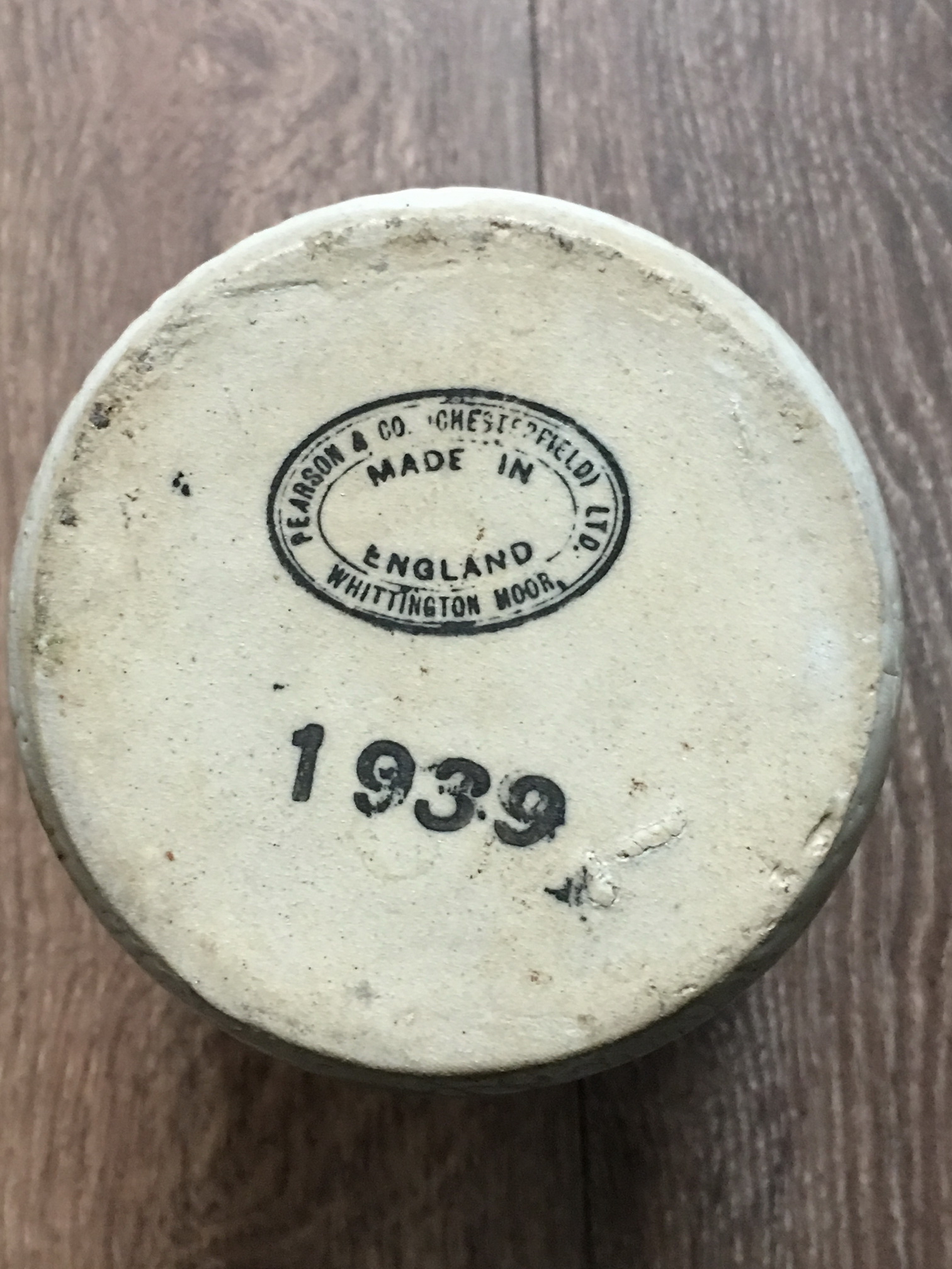Petite cruche en grès anglaise 1939 à identifier SVP Img_5128