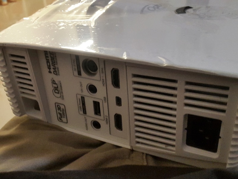 Optoma HD28DSE 3D Full HD 1080P Home Theatre Projector