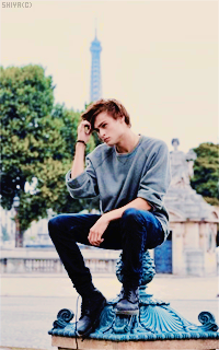 Avatars - Douglas Booth Xduho710