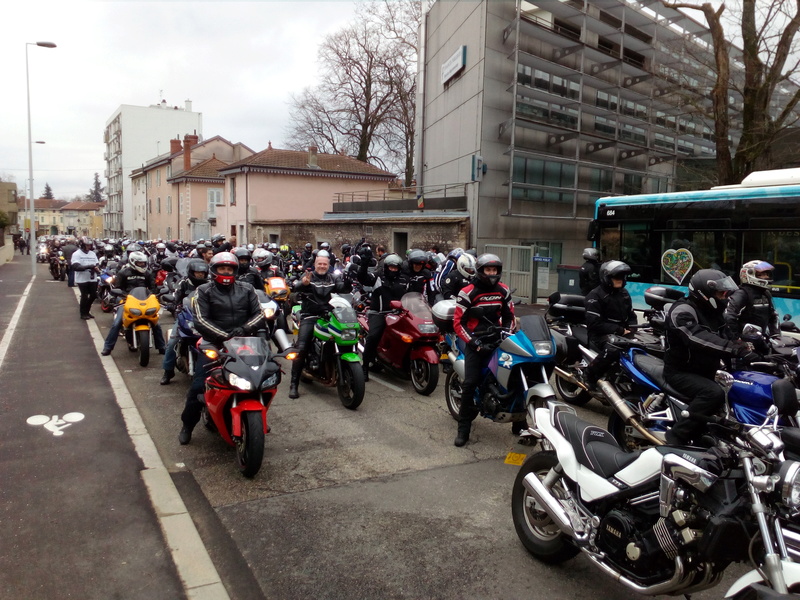 Manif anti 80 Km/h à Bourg en Bresse  Img_2026