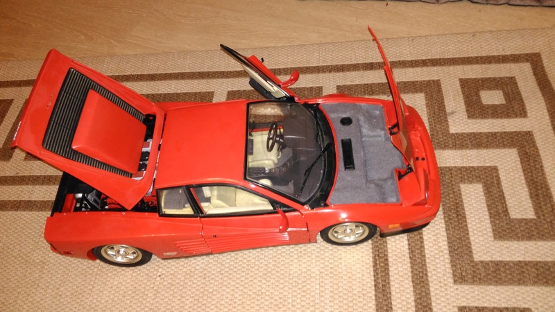 Pocher Ferrari 1:8 Testarossa K51 Img_2097