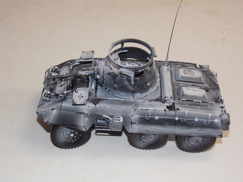 M8 Greyhound TAMIYA avec intérieur Verlinden et décor PATROSS 1/35 - Page 3 Dscn6435