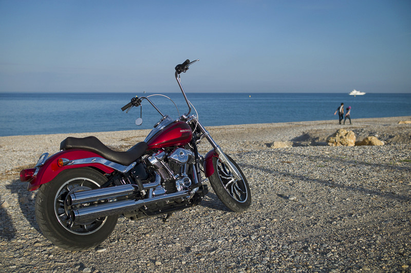 Que choisir: Dyna Low Rider 103 ou Softail Low Rider 107? - Page 6 L1001117