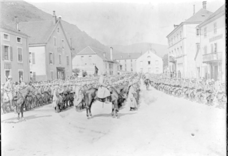 Cornimont, village frontière et de garnison. Sans_t12