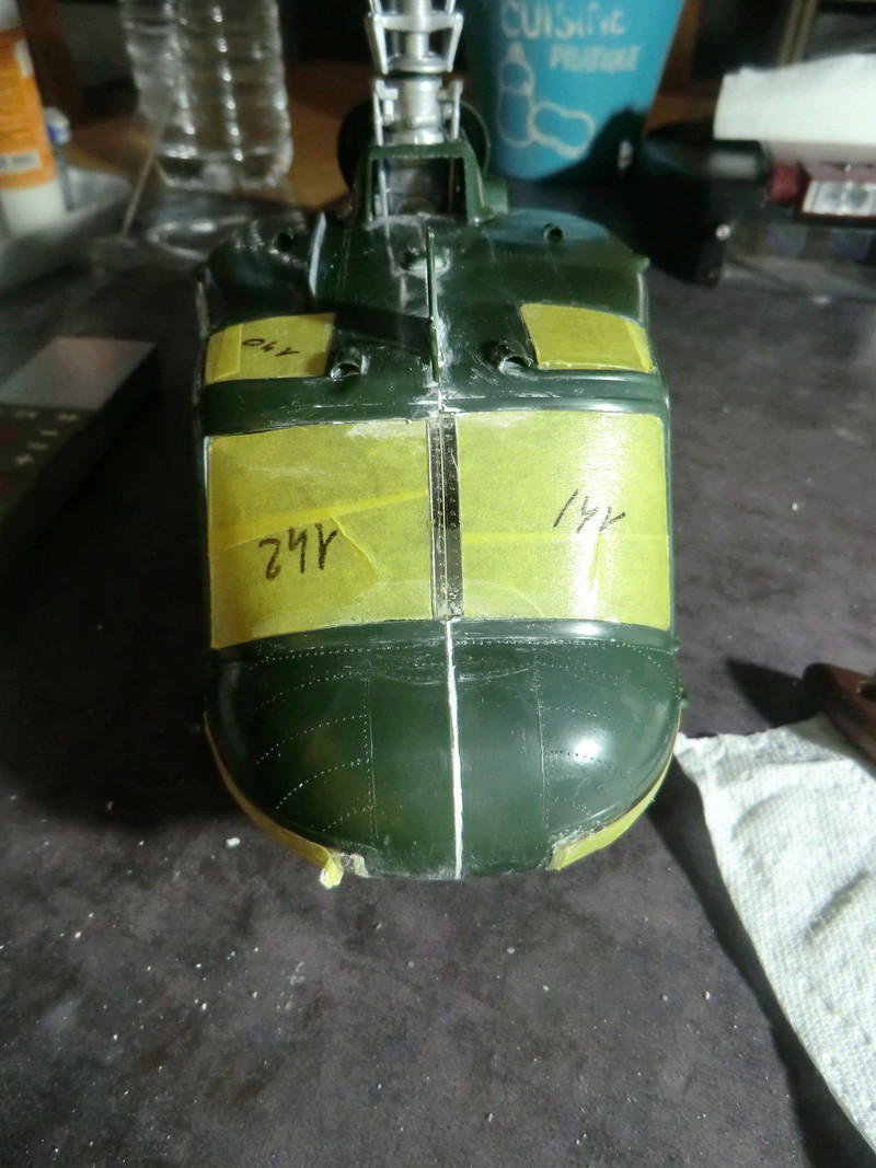 Bell-"Huey" UH-1 1/24 Revell - Page 3 Montag92