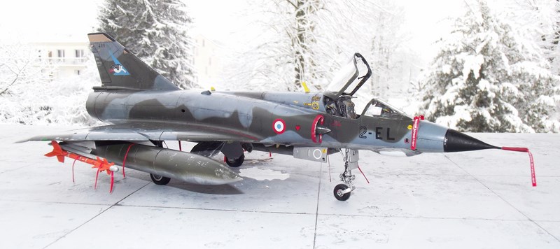 [ITALERI] DASSAULT MIRAGE IIIE Réf 2634 Dscf7661