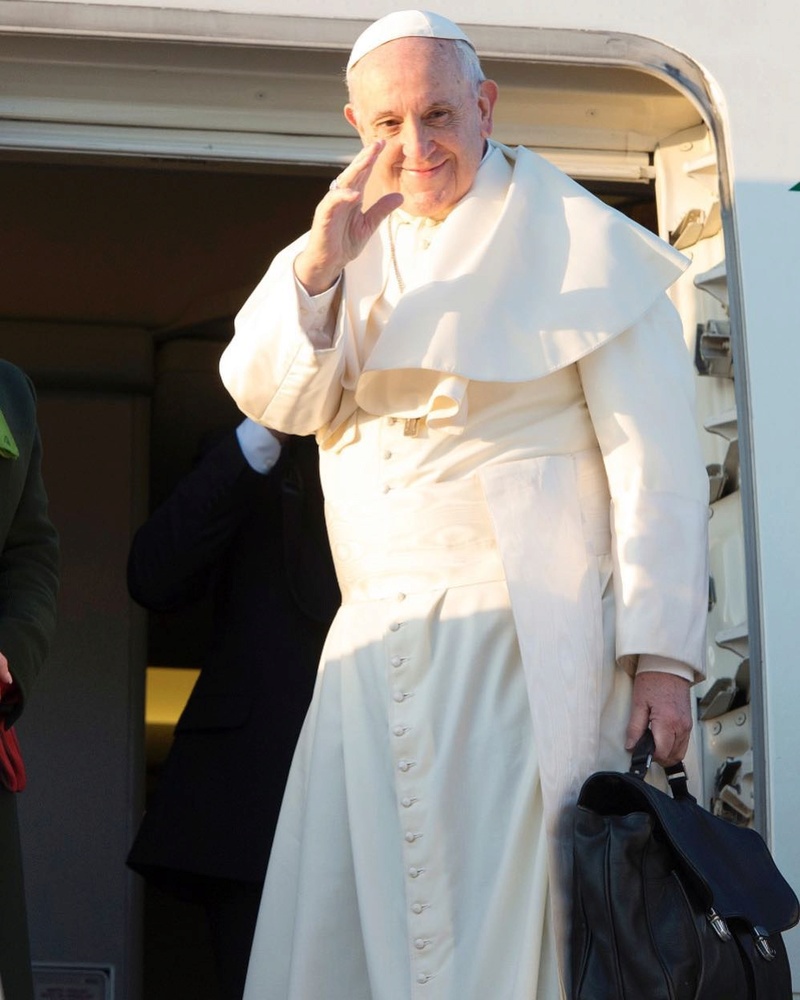 Le pape François sur instagram - Page 17 2018-016