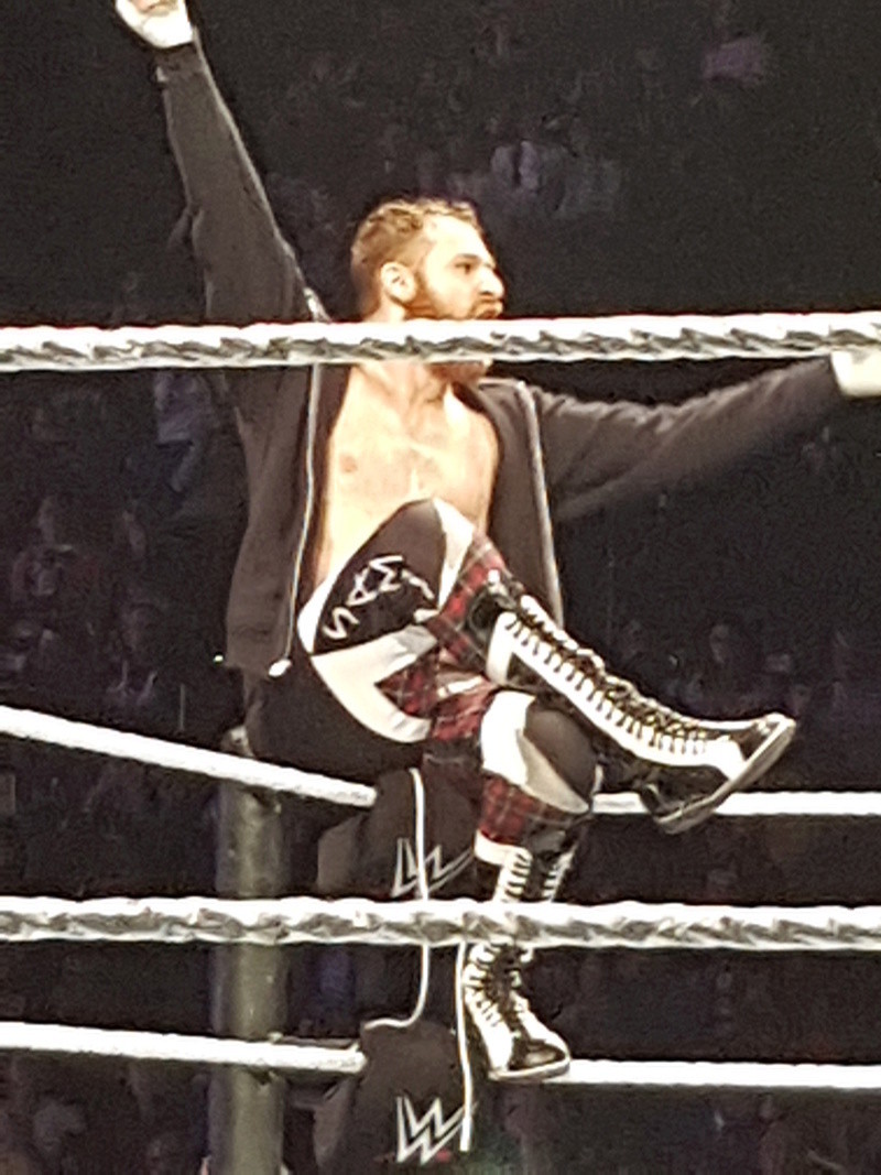 PHOTOS WWE LIVE EVENT PARIS 2018 Zayn_t12