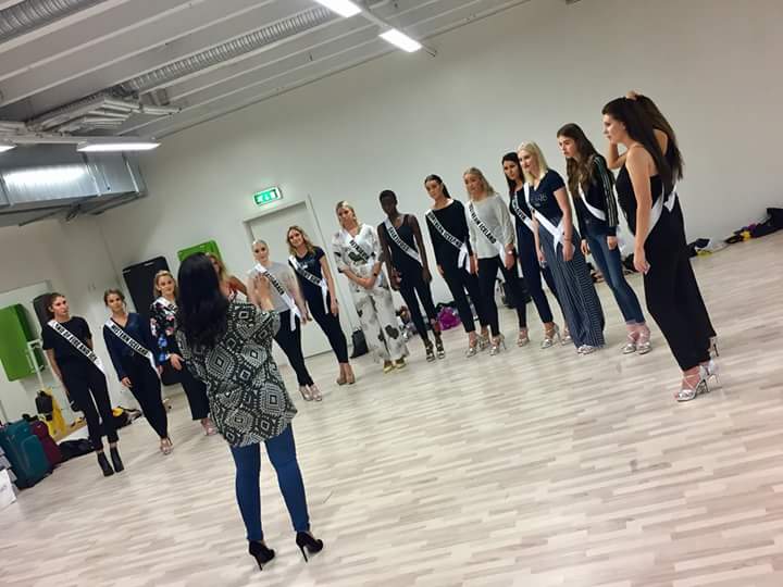 ROAD TO MISS UNIVERSE ICELAND 2018 - Results on page 3! Fb_i4907