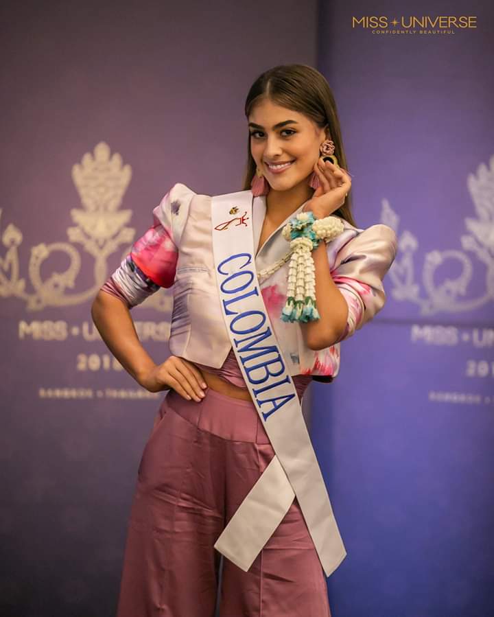 © PAGEANT MANIA © MISS UNIVERSE 2018 - OFFICIAL COVERAGE Finals - Page 20 Fb_i5403