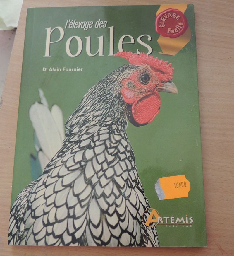 [RÉSOLU] J'ai plusieurs livres à donner sur l'élevage des poules, Maladies des volailles, etc.  Dscn7513