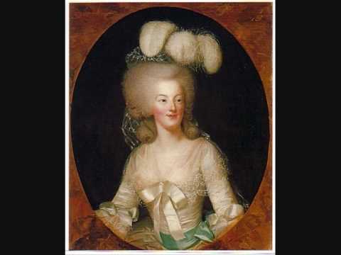 Portrait de la Reine Marie-Antoinette par Joseph Boze - Page 3 Hqdefa10