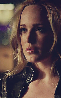 Caity Lotz Rav810