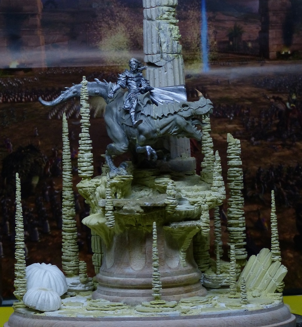 VARATHAR Dark Guardian P1320513