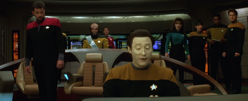 [Star Trek : Generations] L'uniforme rejeté Starfl10