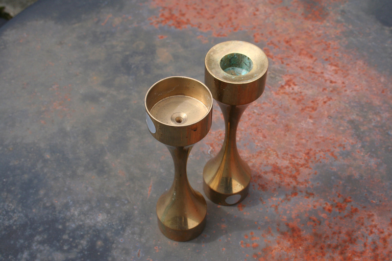 VINTAGE BRASS CANDLE HOLDERS Img_3716